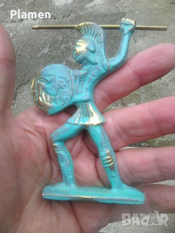 Медна патинирана статуетка на спартански воин