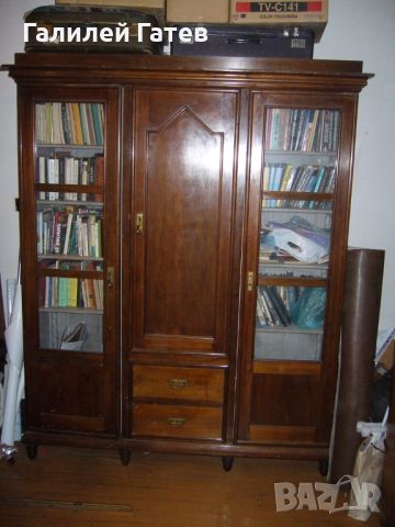 Старинна Библиотека - Витрина, снимка 1 - Секции и витрини - 45215899