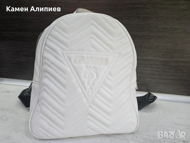 Дамска раница - GUESS 1981 - дамска чанта, снимка 2 - Чанти - 54151630