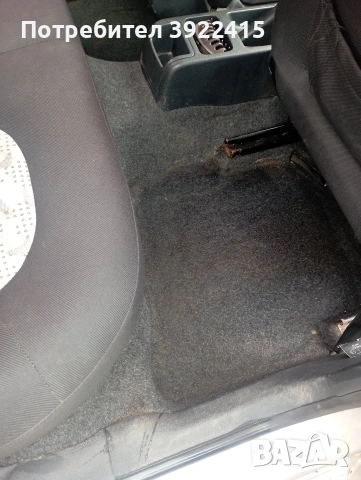 Продавам Шкода Фабия 1,4 газ, бензин,2003 година,напълно обслужена., снимка 14 - Автомобили и джипове - 53825938