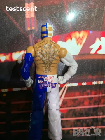 Екшън фигура WWE Rey Mysterio Рей Мистерио Mattel Half White Half Blue, снимка 13 - Фигурки - 49150735