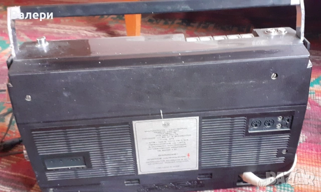 Стар соц. радиокасетофон ”ВЕФ Сигма”, снимка 3 - Антикварни и старинни предмети - 53862786