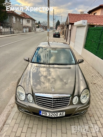 Супер запазен Мерцедес W211 - 2007 год., снимка 3 - Автомобили и джипове - 52965485