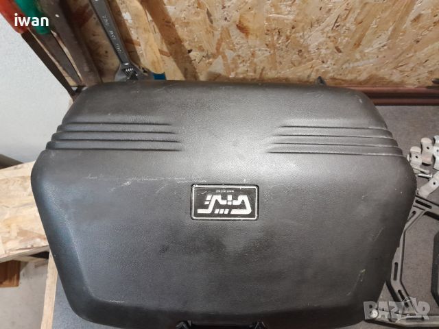 Куфар със стойка GIVI Monokey, снимка 5 - Аксесоари и консумативи - 45540690