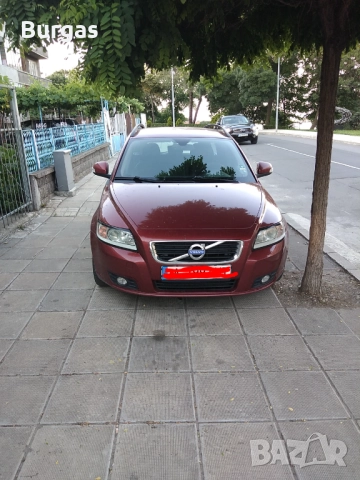 Продавам Volvo V50
