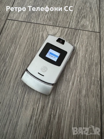 Motorola v3 Silver V3 бг меню