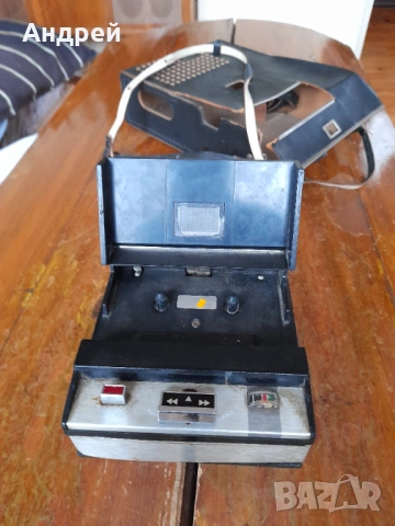 Стар касетофон Philips, снимка 4 - Антикварни и старинни предмети - 53023533