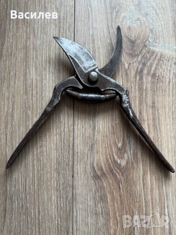 Български лозарски градински ножици Петко Денев Габрово, снимка 4 - Други инструменти - 53469241