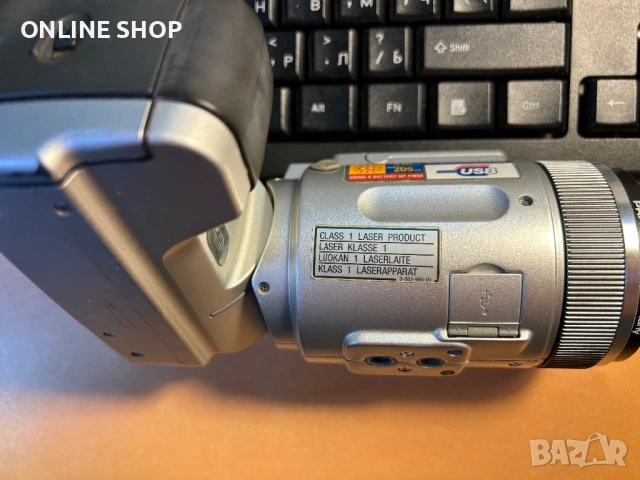 Фотоапарат Sony DSC - F717  за части, снимка 14 - Фотоапарати - 53514447