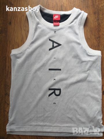 Nike Air Tank Top - страхотен юношески потник КАТО НОВ, снимка 5 - Детски тениски и потници - 45512648