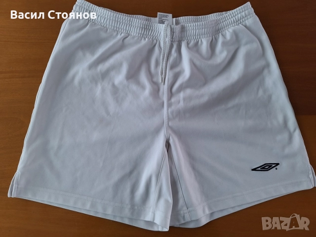 Футболни шорти Umbro - Размер L