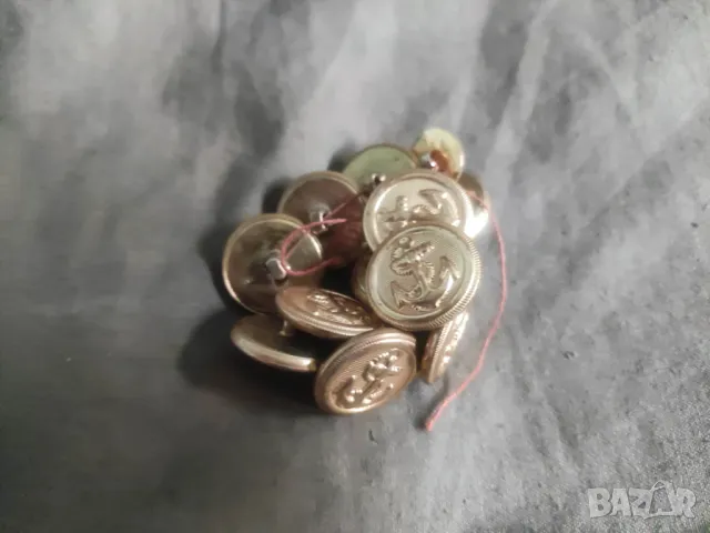 Продавам Военно-морски копчета, снимка 4 - Други ценни предмети - 49784415