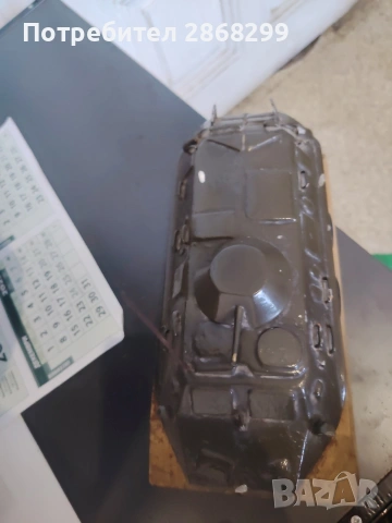 Метален БТР, снимка 2 - Антикварни и старинни предмети - 53627498