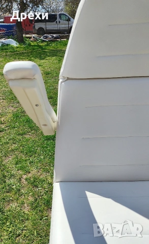 Професионален козметичен/медицински стол.