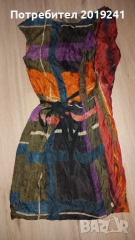 Цветна рокля United colors of Benetton , снимка 1 - Рокли - 45804710