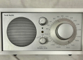 Радио Tivoli Model One, снимка 1 - Аудиосистеми - 45031358