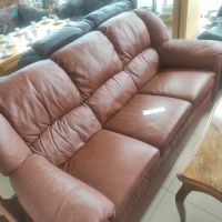 Кожен диван, снимка 5 - Дивани и мека мебел - 45370831