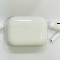 Bluetooth слушалки Apple AirPods 2Gen A2931 Реплика, снимка 2 - Bluetooth слушалки - 45018308