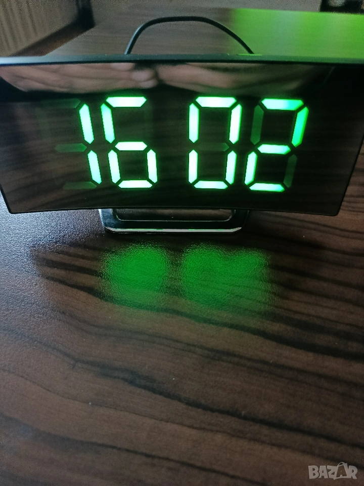 Настолен часвник, снимка 1