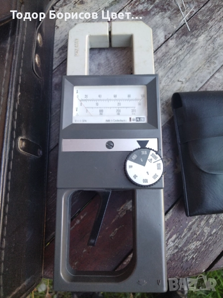 Амперклещи с волтметър. Пълен комплект с калъф и оригинални кабели., снимка 1