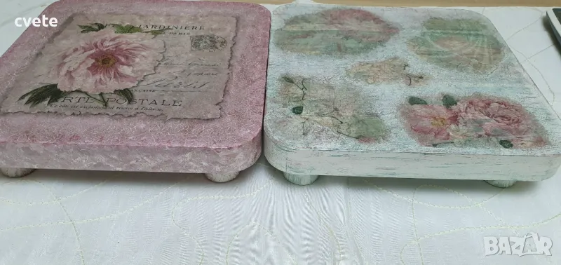 Дървена поставка, мини масичка, ръчно декорирана с декупаж, снимка 1