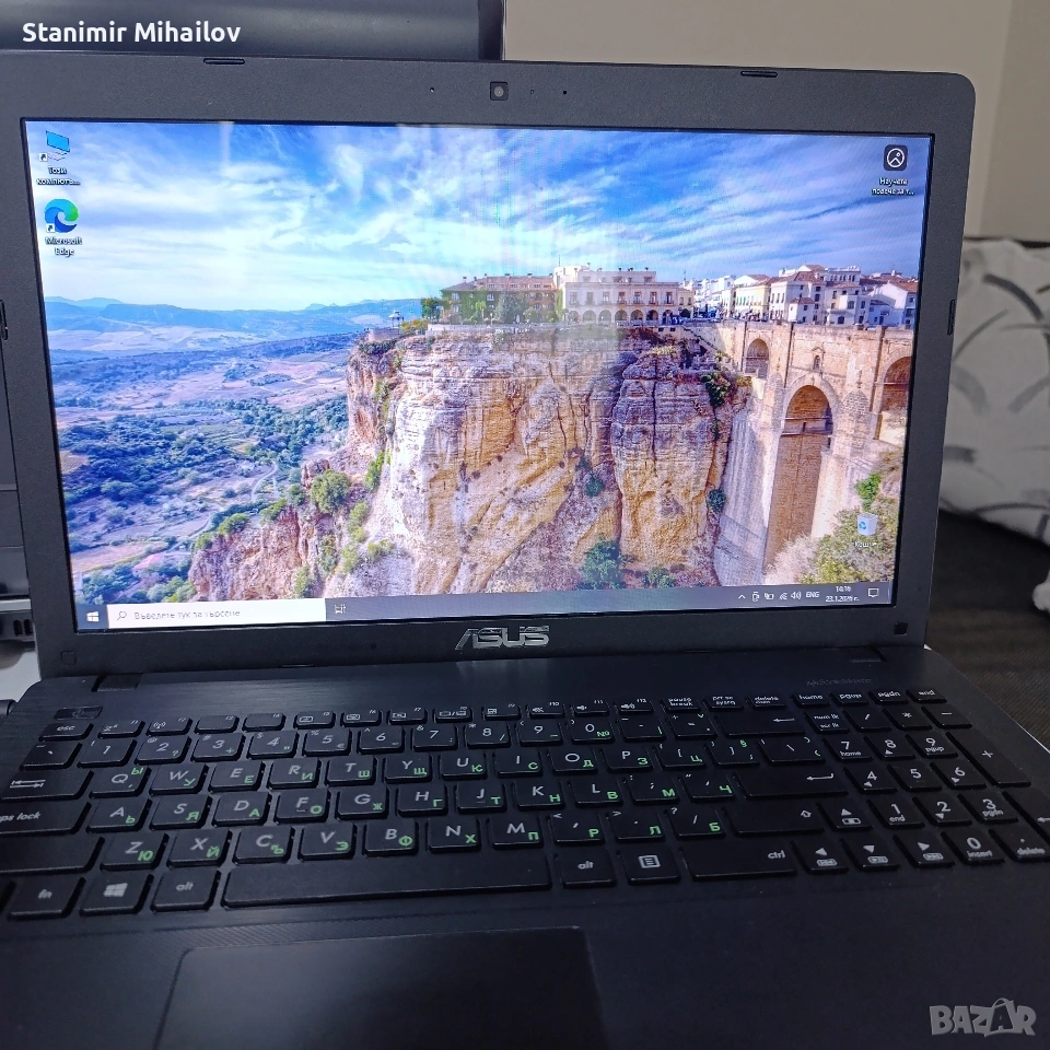 Продавам 2 броя лаптопи ASUS, снимка 1