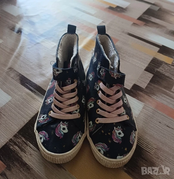 Детски спортни обувки, N 32, снимка 1