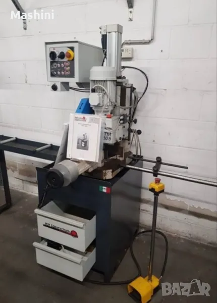 Полуавтоматичен вертикален циркуляр за метал MACC NTM 350S, снимка 1