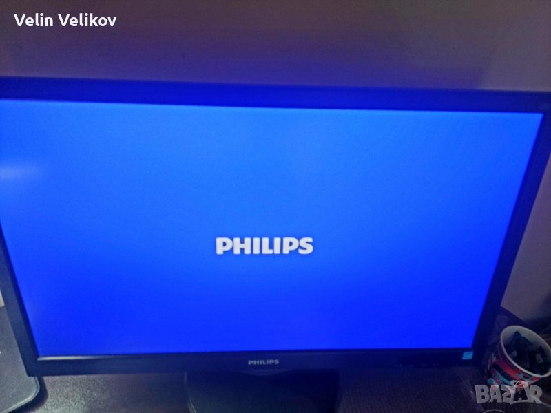 нова цена!!! 23 инч LCD монитор със SmartControl Lite
Philips 233V5LHAB/00, снимка 1