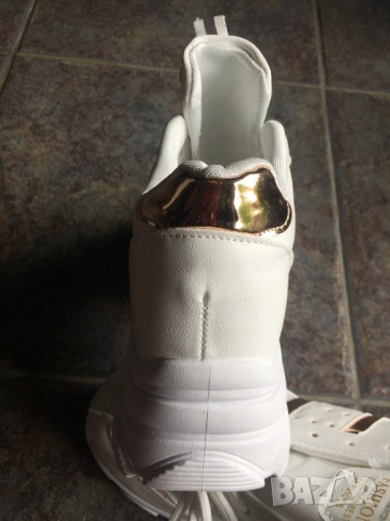 Нови дамски маратонки от изкуствена кожа 36, 15,34 € , снимка 7 - Маратонки - 53935053