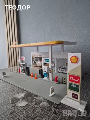 Макет на бензиностанция Шел, снимка 3 - Коли, камиони, мотори, писти - 54016047