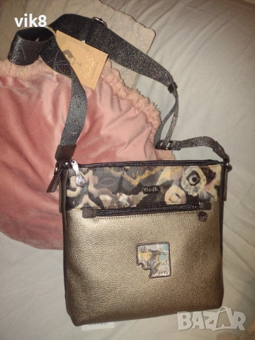 Ново!!!Anekke чисто нова чанта през рамо, снимка 4 - Чанти - 53738236
