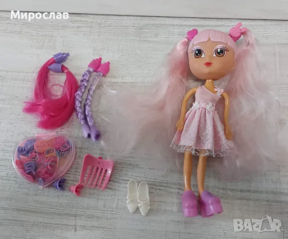 Кукла със сменящи плитки и допълнителни аксесоари