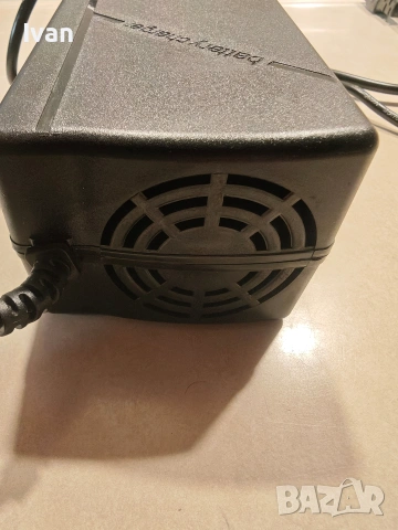 Зарядно за скутер 60V 5A, снимка 4 - Друга електроника - 53576567