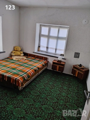 продавам Къща на два етажа двор с 8 стаи , снимка 9 - Къщи - 54099381