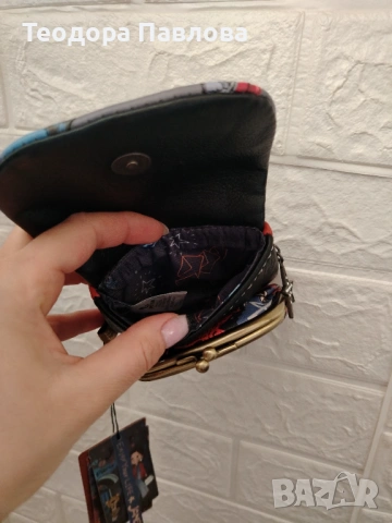 Дамско портмоне Janet Paris, снимка 8 - Портфейли, портмонета - 53393220