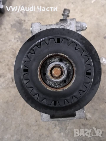 Компресор климатик за Голф 5 Ауди А3 Пасат 2.0тди VW Golf 5 Audi A3 8P Passat Touran Jetta 2.0TDI, снимка 4 - Части - 50801260