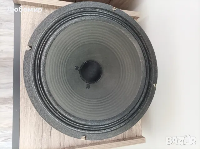 Китарен говорител Celestion Vintage 30, снимка 3 - Китари - 47094361