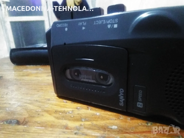 SANYO  MICROCASSETTE RECORDER