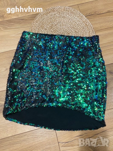 Блестяща пола, снимка 3 - Поли - 52593510