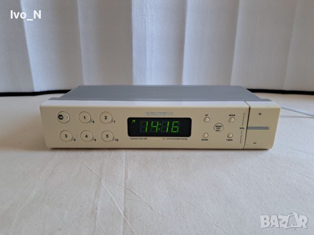 Радио часовник Grundig Sonoclock 690., снимка 1 - Радиокасетофони, транзистори - 46502799