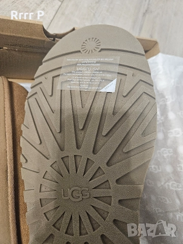 UGG - Велурени зимни боти Classic Mini Dipper Бежов цвят, снимка 4 - Дамски боти - 52915382