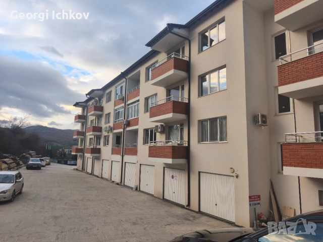 Апартамент жк.Струмско 55кв.