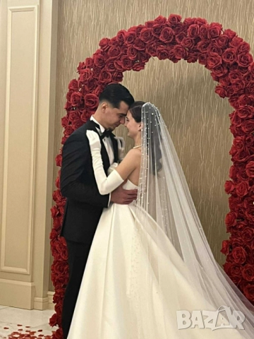 Dominiss Vivienne булчинска булченска рокля XS 34 с воал и ръкавици, снимка 6 - Сватбени рокли - 52584278