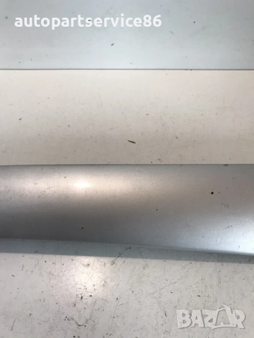 Външна декоративна лайсна за предна дясна страна, сребриста, за Mercedes SLK R170 (2001), снимка 2 - Части - 53877163