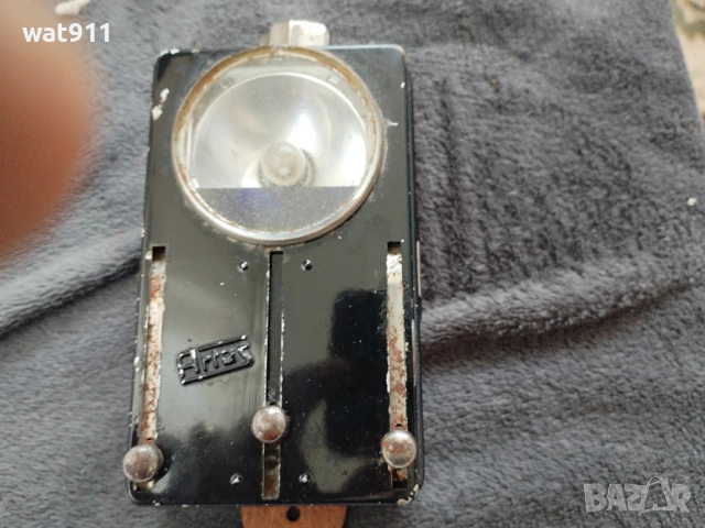 старо трицветно фенерче