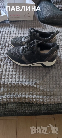 обувки , снимка 2 - Дамски ежедневни обувки - 53846492