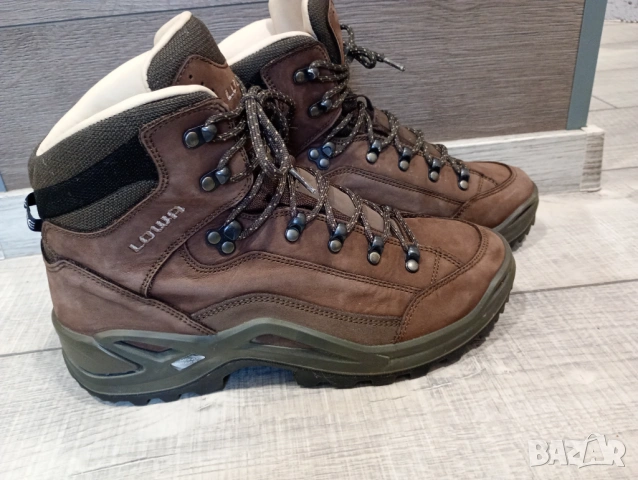 Lowa Renegade LL Mid мъжки туристически обувки номер 42 и 1/2, снимка 3 - Мъжки боти - 53467769
