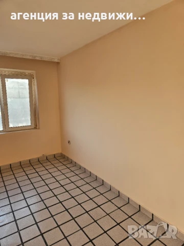 Двустаен апартамент под наем в кв.Тракия, снимка 2 - Апартаменти - 51139024
