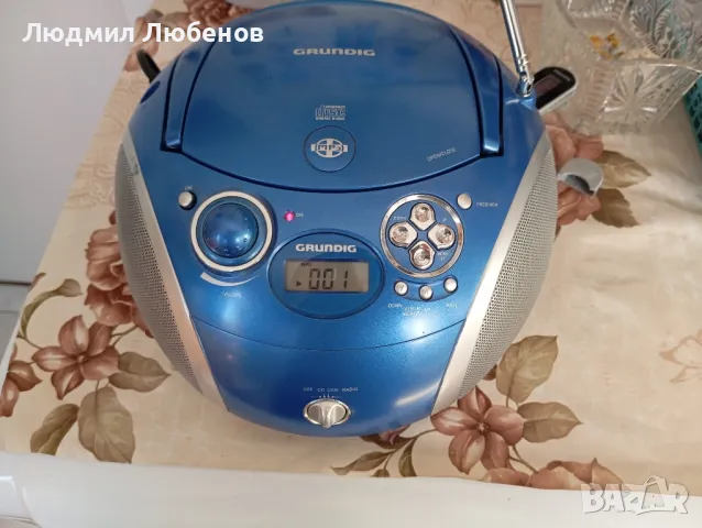 Радио,cd, mp3, usb плеър Grundig , снимка 3 - Радиокасетофони, транзистори - 47371763